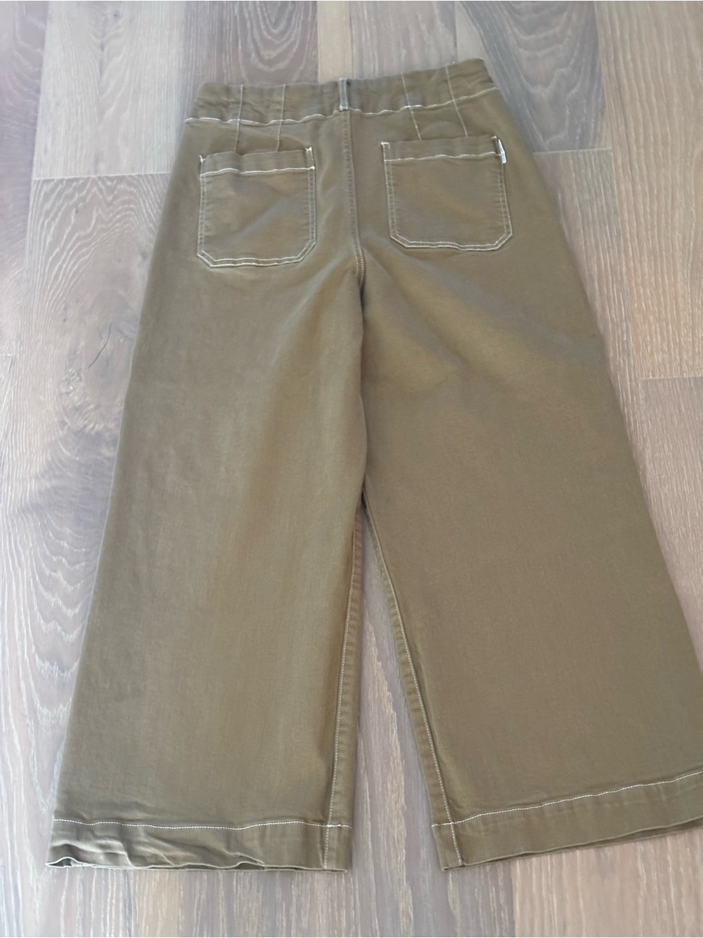 Wide-Leg Cotton Pants in Olive